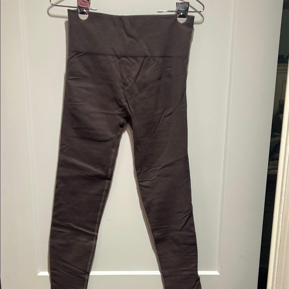 Women’s Olive Leggings